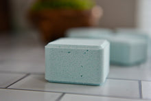 Load image into Gallery viewer, Lowcountry Shower Steamer